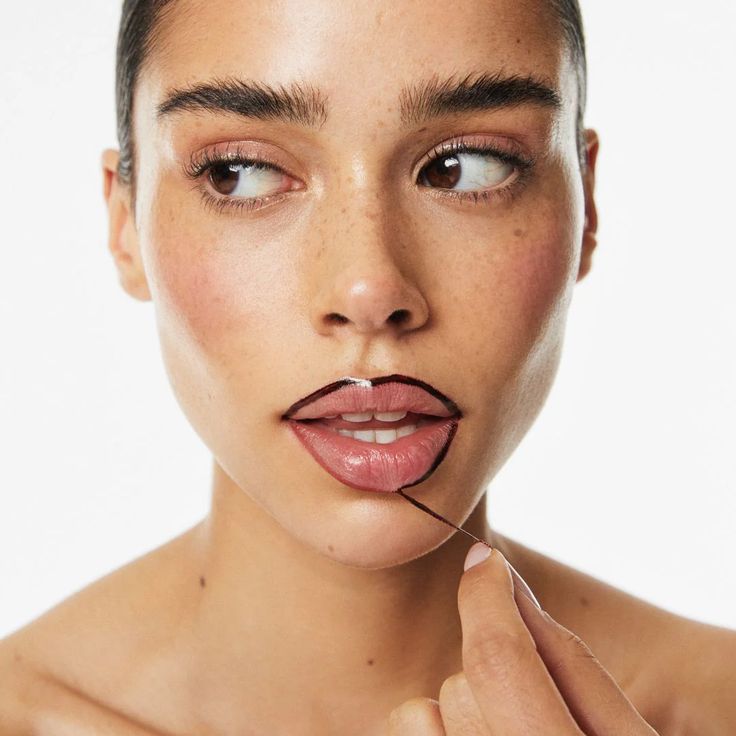 Lip Stain - long-lasting wear